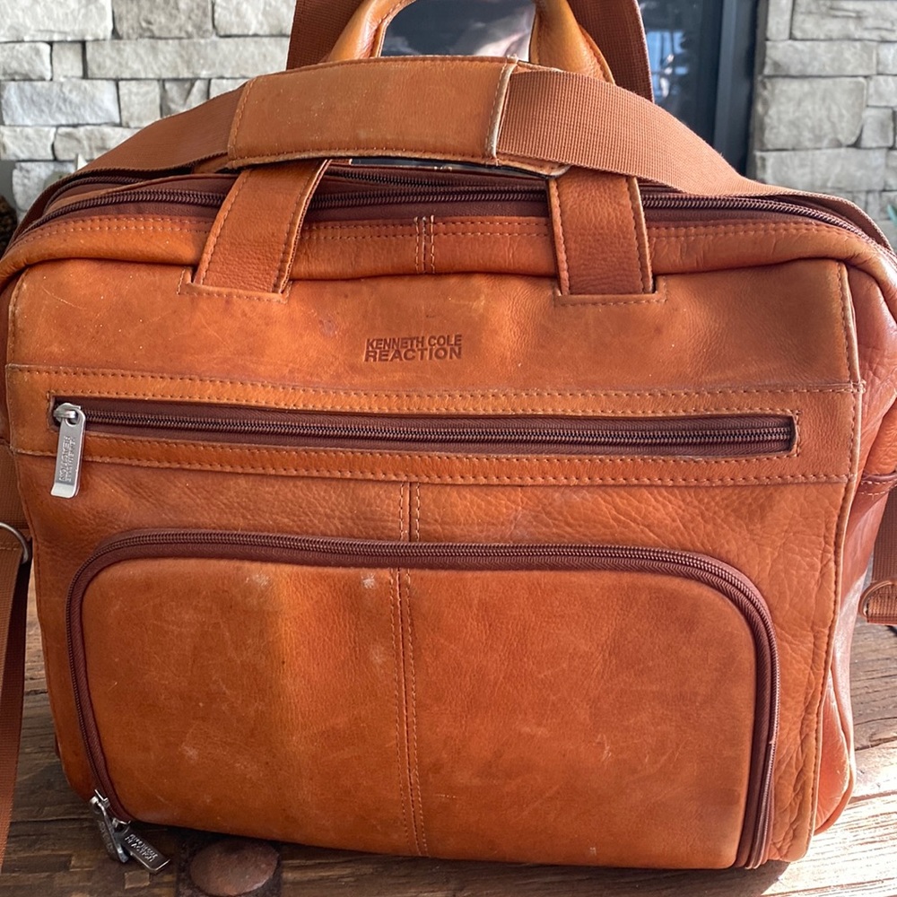 Kenneth Cole Reaction leather briefcase laptop messenger attaché bag